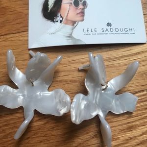 Lele Sadoughi mother of pearl paper lily earrings